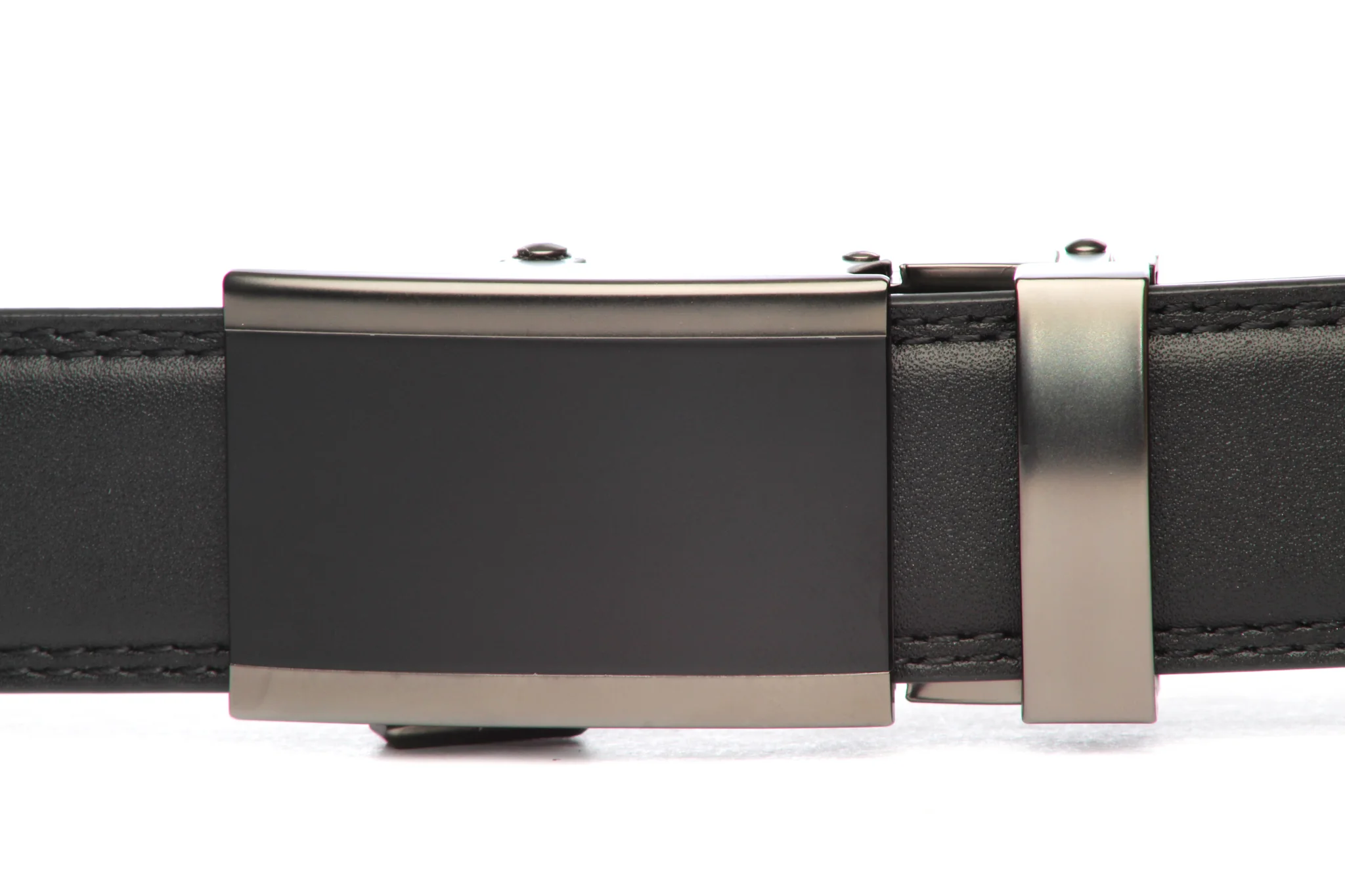 1.25" Onyx Buckle in Matte Gunmetal - Image 7