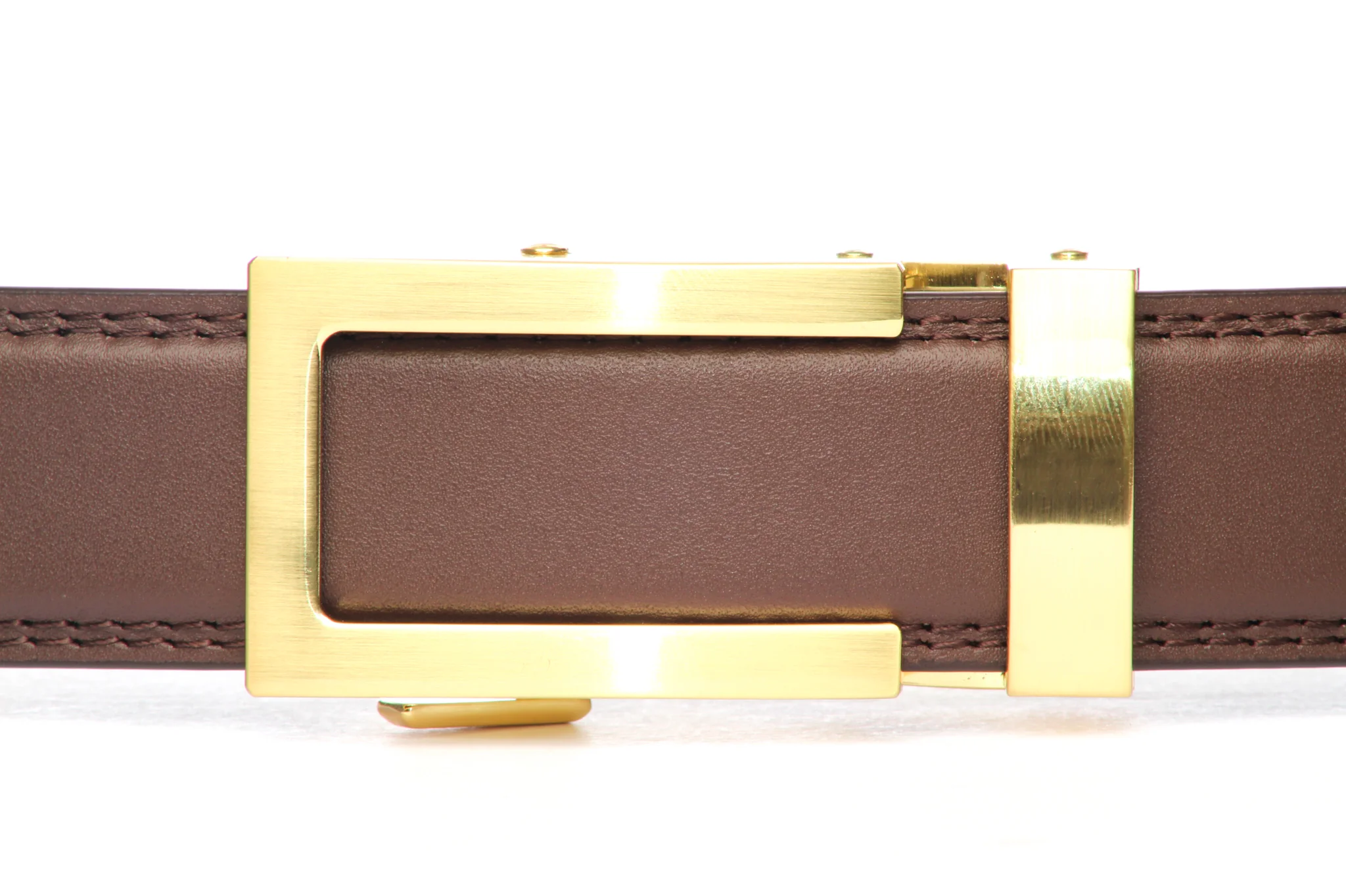 1.25" Traditional Buckle in Gold - Image 5