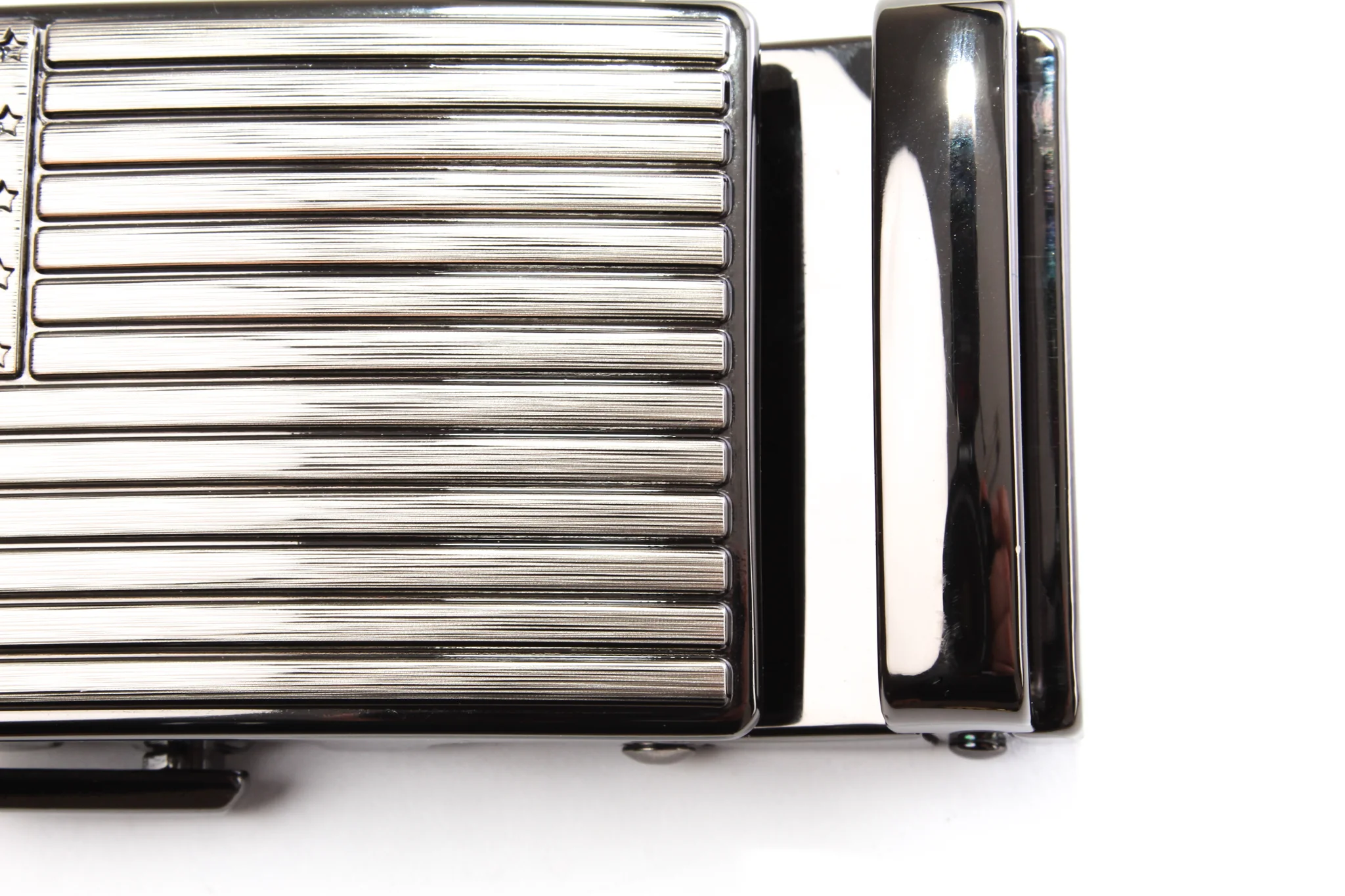 1.5" USA Flag Buckle in Smoked Gunmetal - Image 5